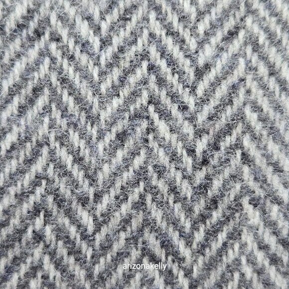 NWOT McCabe Collection Lambswool Scarf 100% Wool Grey Herringbone Ireland - Picture 9 of 12
